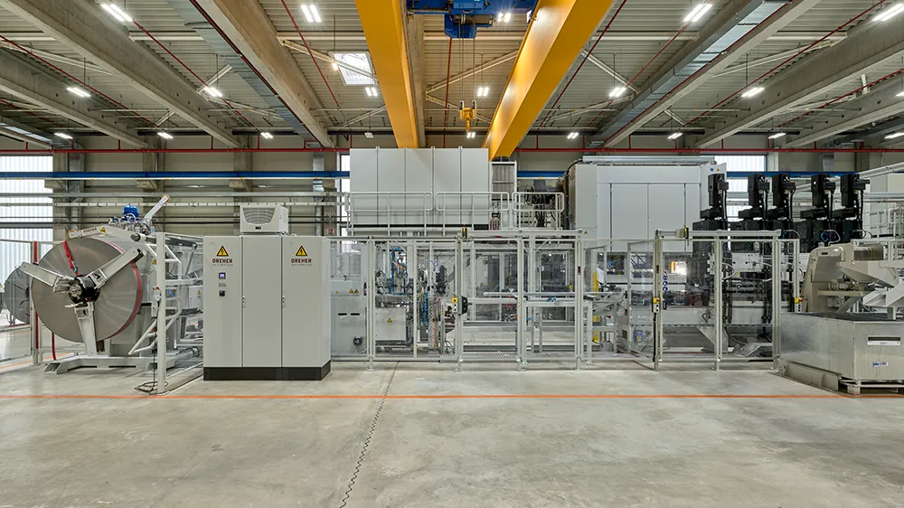 The individual parts of the Duofix frame are created by profiling and punching. (Photo)